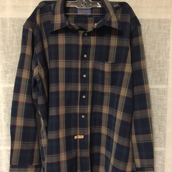 Pendleton Men’s XL Lodge Button Down Shirt. - Picture 3 of 4
